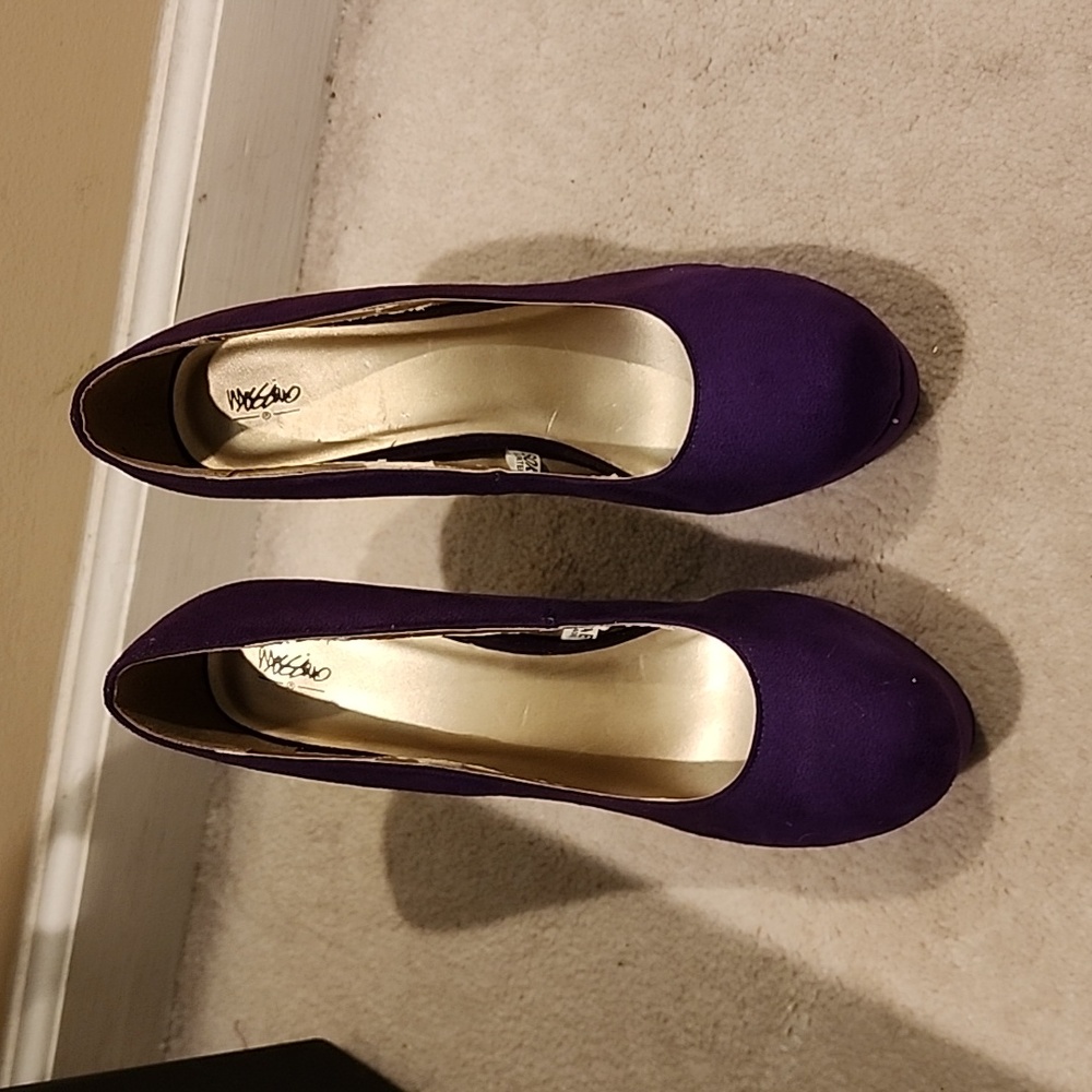 Size 10 Purple Felt Heels